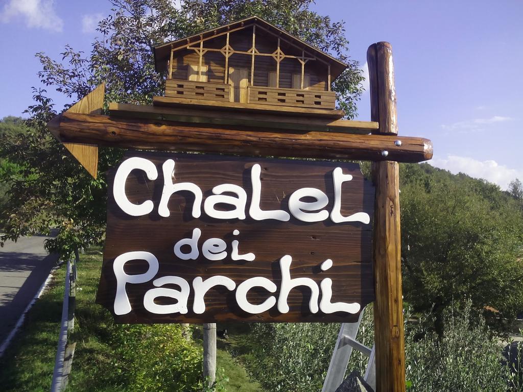 مبيت وإفطار Saracinesco Chalet Dei Parchi المظهر الخارجي الصورة